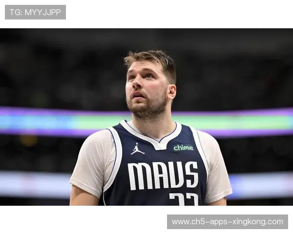 独行侠靠东契奇再度打穿防线,达拉斯节奏稳定