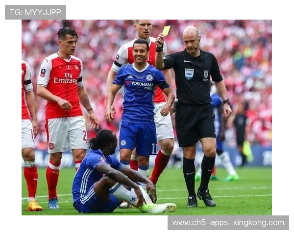 切尔西边中结合不断推进